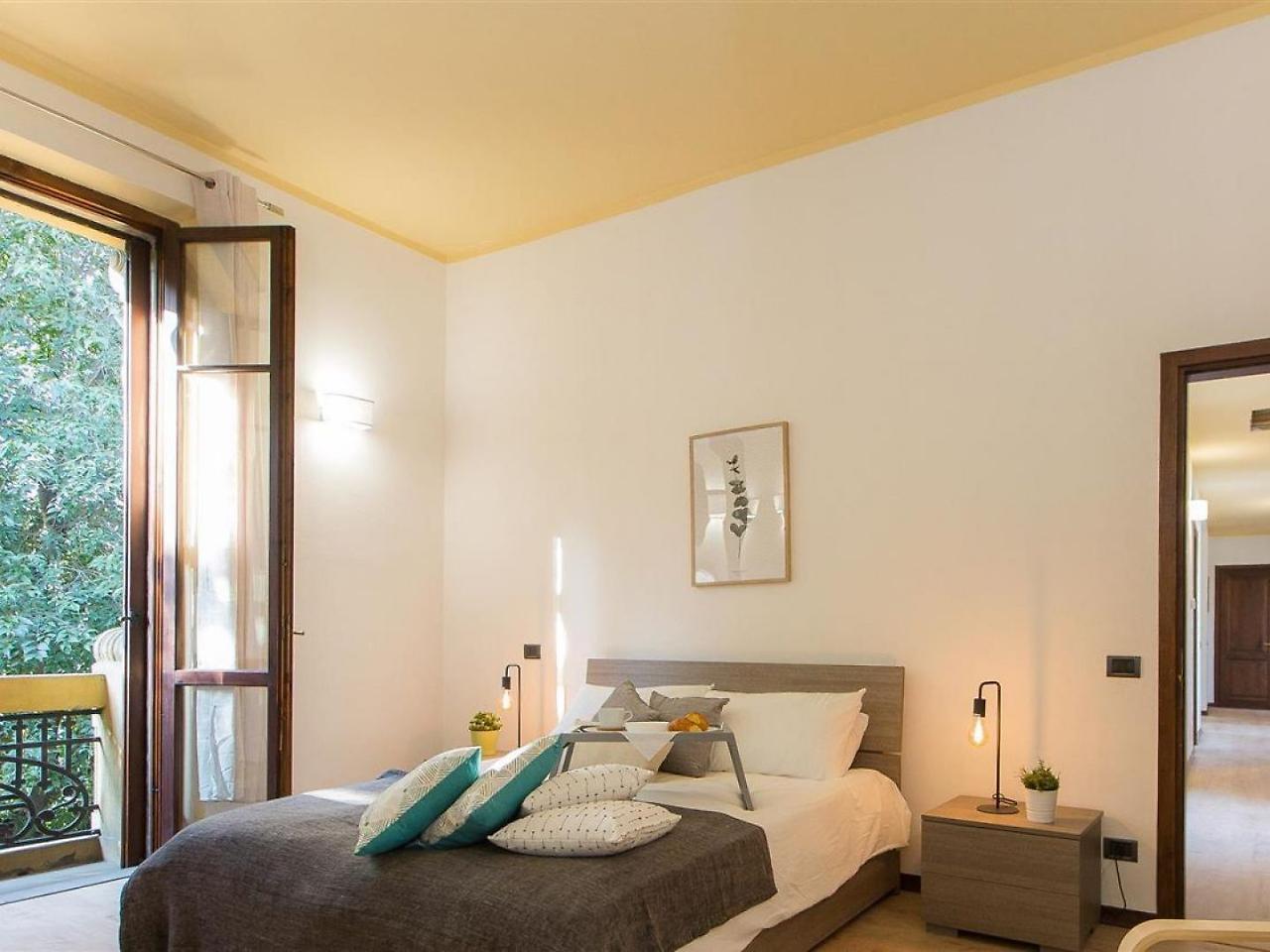 In Rome Rosselli Palace Deluxe 4 Apartment