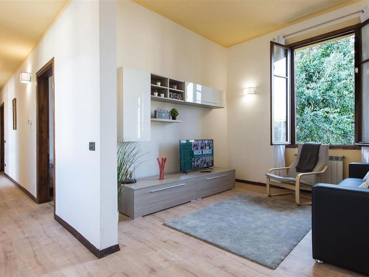 Apartment In Rome Rosselli Palace Deluxe 4